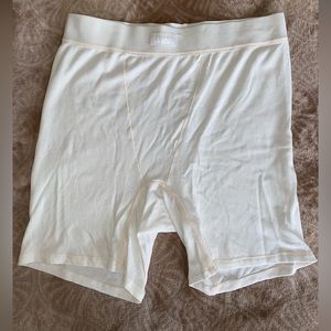 Skims Cream Boxers! Brand New!!